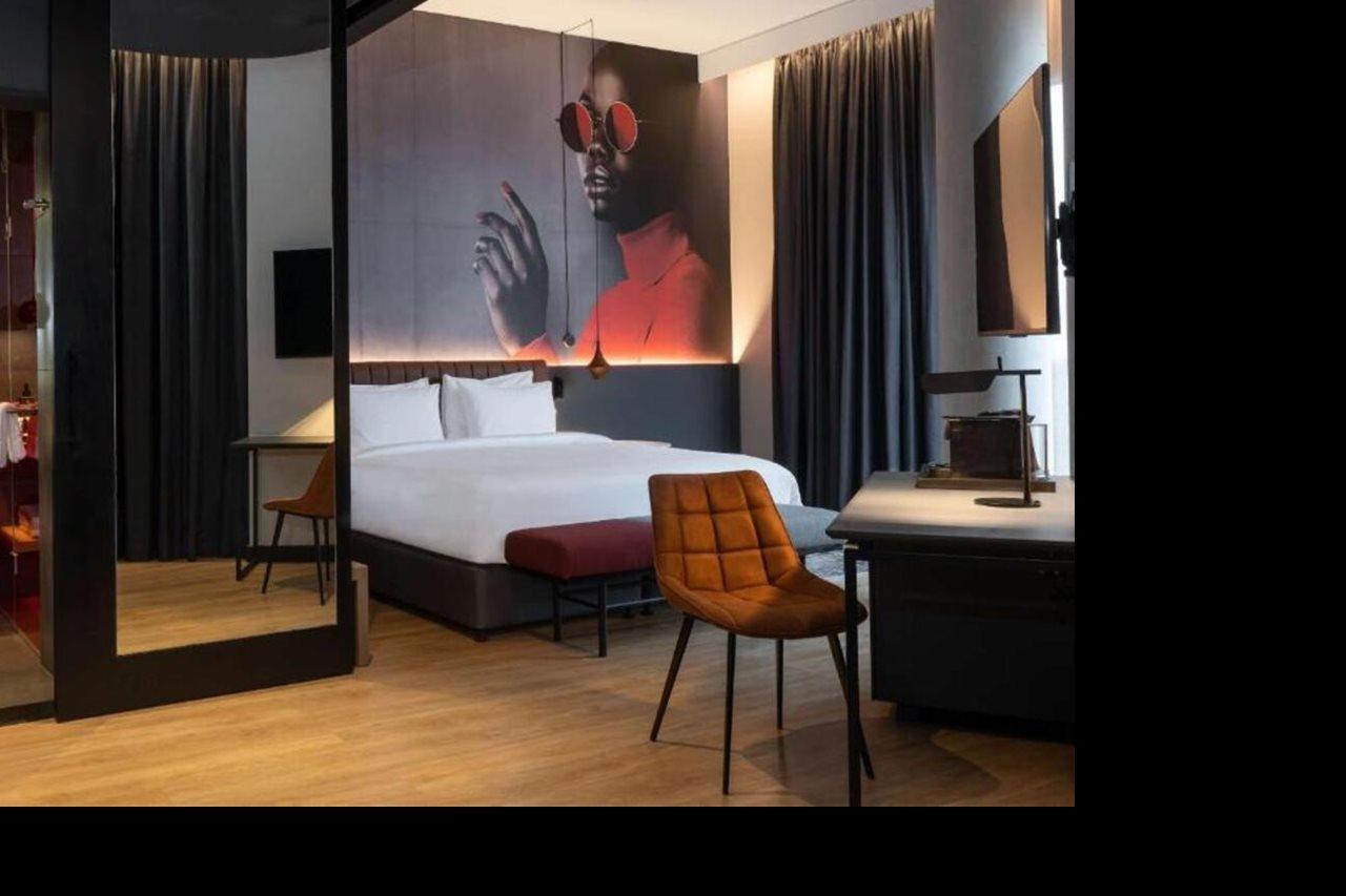 Radisson Red Hotel, Vienne Extérieur photo