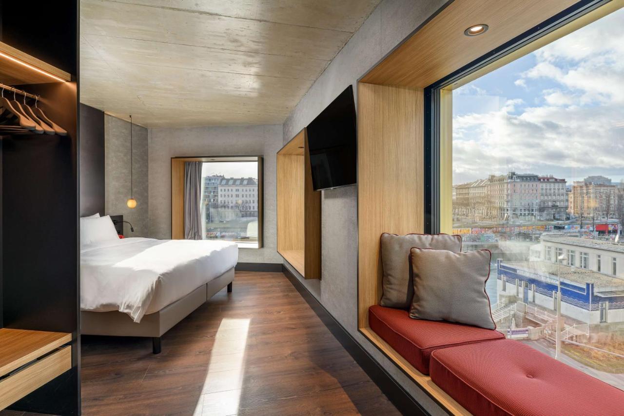 Radisson Red Hotel, Vienne Extérieur photo