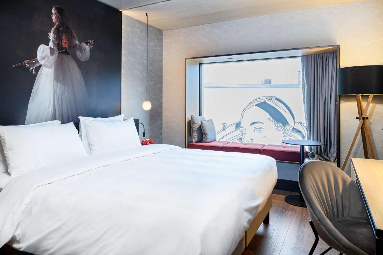 Radisson Red Hotel, Vienne Extérieur photo